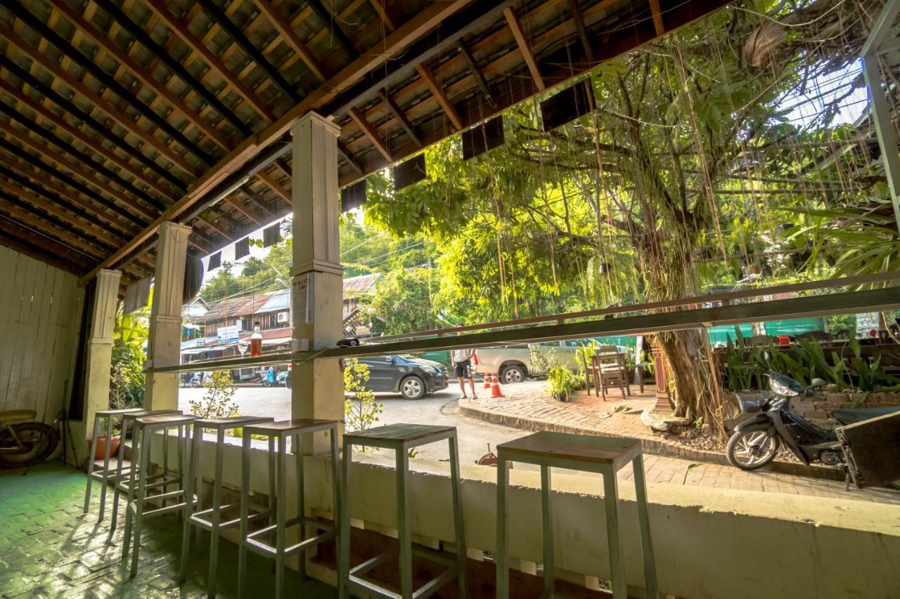 Y Not Laos Hostel Luang Prabang Exterior photo